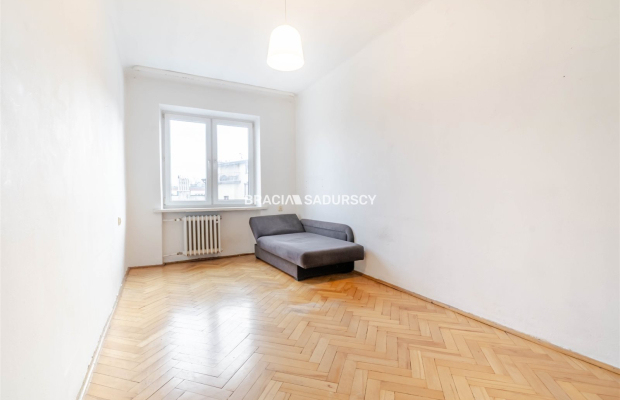 59m2 3 pok+os kuchnia Ul.Staszczyka Bronowice