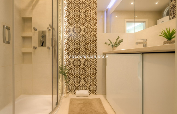 Grzegórzki-3 pok, oddzielna kuchnia