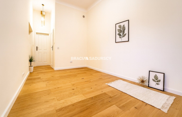 4 pokoje w secesyjnej kamienicy