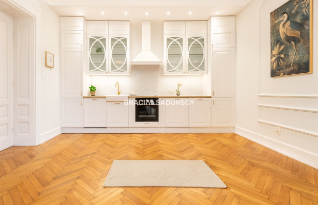 4 pokoje w secesyjnej kamienicy