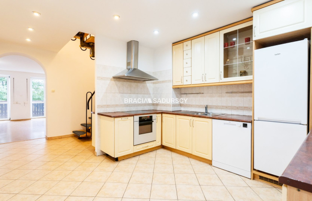 Mieszkanie dwupoziomowe - 4 pokoje na Klinach