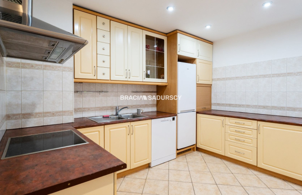 Mieszkanie dwupoziomowe - 4 pokoje na Klinach