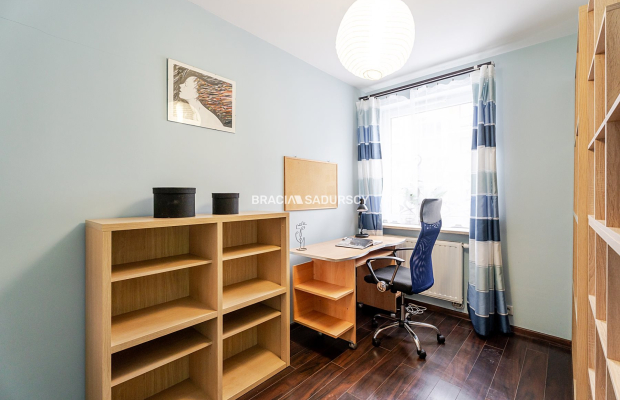 3 pok. Przewóz - k. lokatorska i m. postojowe