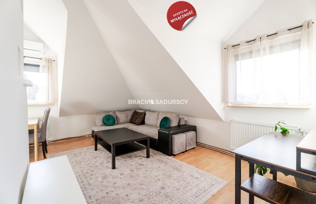 Skawina, ul. Głowackiego | 3 pokoje z antresolą |