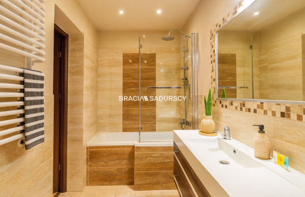 Dwupoziomowe mieszkanie na Ruczaju!