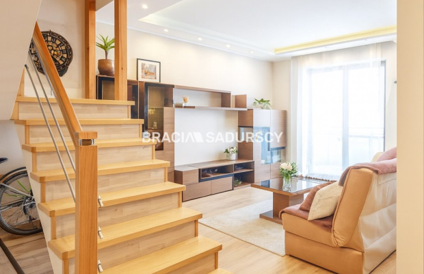 Dwupoziomowe mieszkanie na Ruczaju!