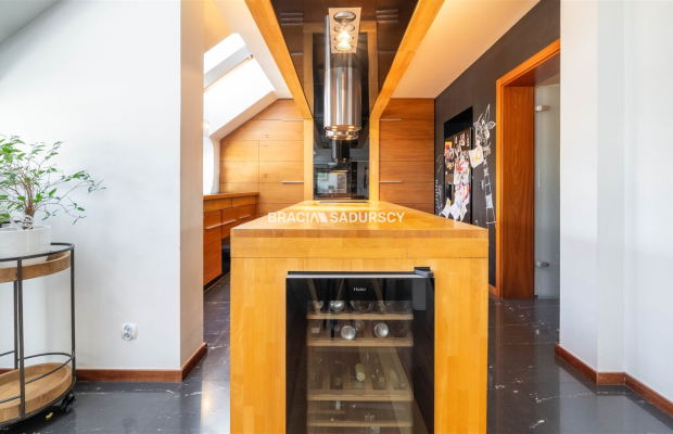 Super lokalizacja, dobra cena, 5 pokoi na Woli!