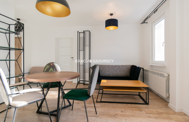 3 pokoje, Prokocim, komunikacja 