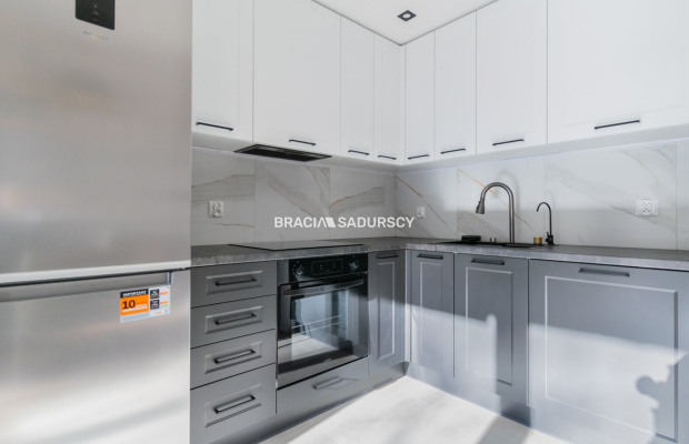 3 pokoje, Prokocim, komunikacja 