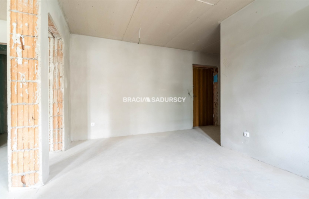 Mam na sprzedaż  idealne mieszkanie z jedną sypialnią na start lub pod inwestycje, w standardzie deweloperskim,  na ul. Kalwary