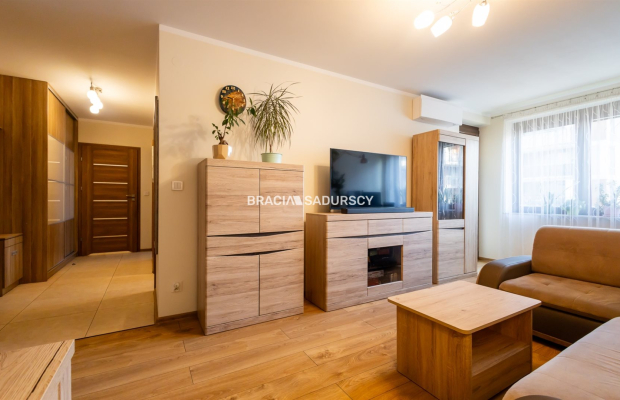  Komfortowe mieszkanie przy Parku Lotników