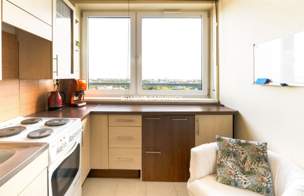 Panoramiczne 2-pokojowe mieszkanie z loggią !