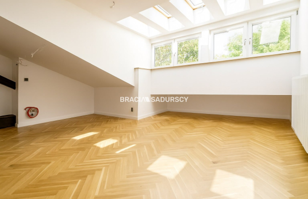 Krakowska Wenecja: Twój Nowy Dom w Sercu Kultury!