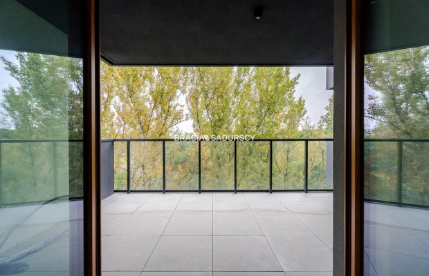 Grzegórzecka, 3 pokoje z tarasem