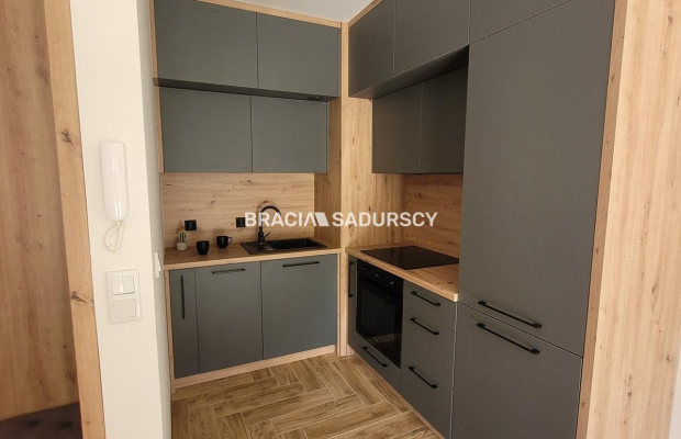 Nowoczesne mieszkanie 37m2 z prywatnym ogródkiem