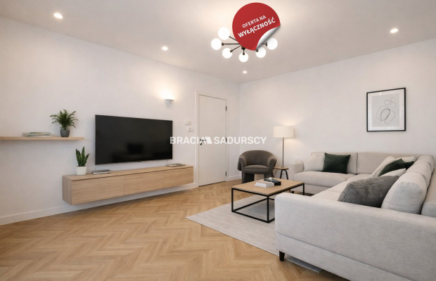 POŁOWA DOMU Z WŁASNYM OGRÓDKIEM 