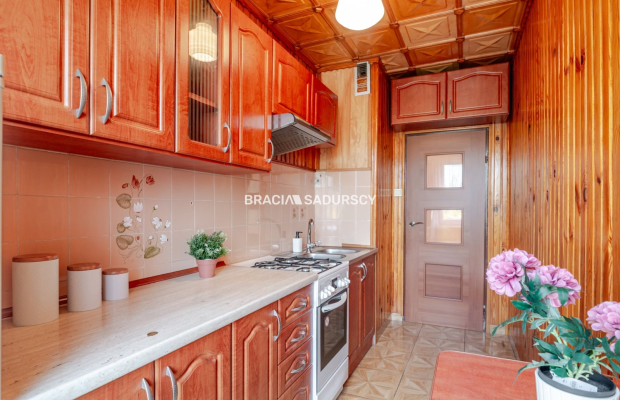 Czyżyny – 3 pokoje z balkonem i piwnicą