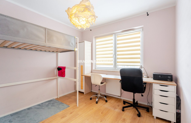 Duże mieszkanie idealne dla rodziny.