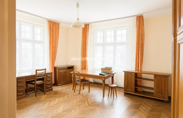 Klimatyczne mieszkanie 80m2 przy Wawelu 