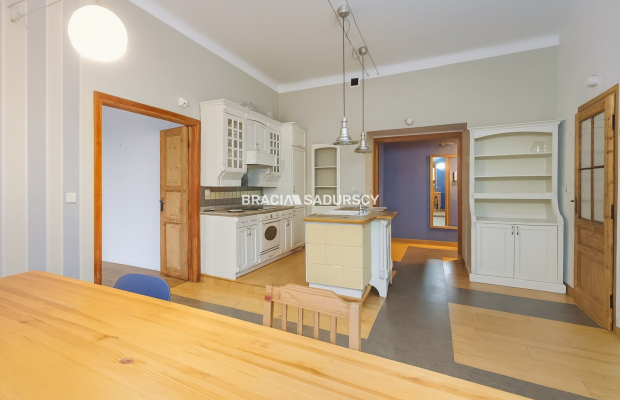 Wyjątkowe mieszkanie 75 m w sercu Starego Podgórza