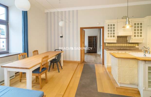 Wyjątkowe mieszkanie 75 m w sercu Starego Podgórza