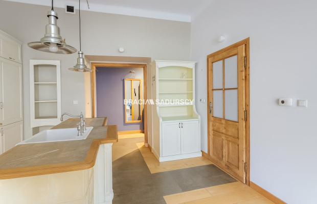 Wyjątkowe mieszkanie 75 m w sercu Starego Podgórza