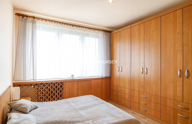 Zapraszam na prezentację 2-pokojowego mieszkania o pow. 52,88 m² na Osiedlu Kolorowym w Nowej Hucie.   

  To naprawdę wyjątkow