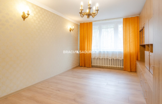 2-pokojowego mieszkania przy Alei Pokoju