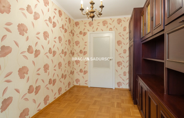 2-pokojowego mieszkania przy Alei Pokoju