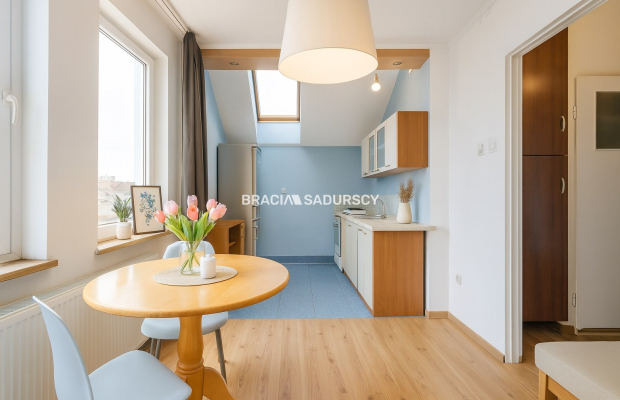 27m2 z piwnicą, klimatyzacją i widokiem na Kopiec