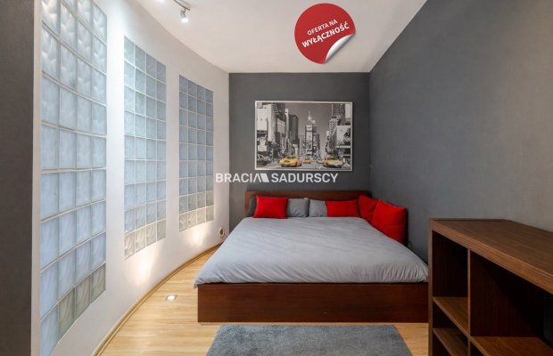 Na sprzedaż oferuję  mieszkanie  o powierzchni 40,23 m², zlokalizowane przy ul. Borkowskiej w Krakowie. 
Lokal położony jest na