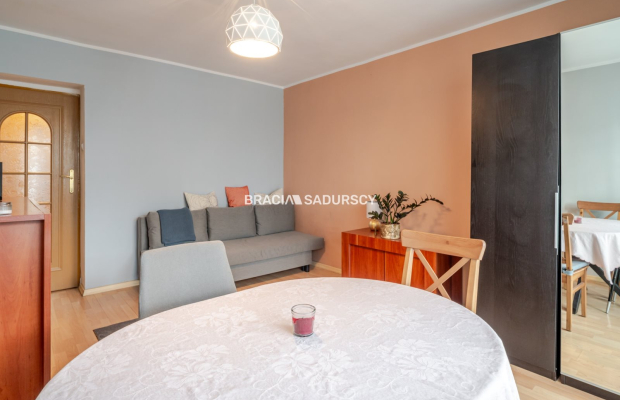 Trzy pokoje z potencjałem inwestycyjnym!