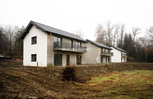 Nowe 3 pokojowe mieszkanie z tarasem Podolany.