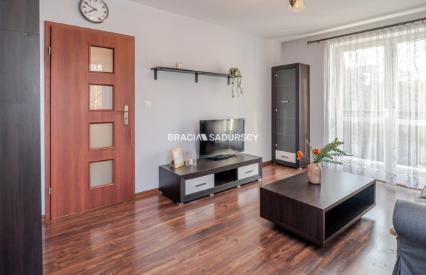 Zadbane 2 pokoje z balkonem | Spokojne osiedle 