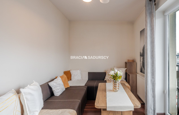 3 POKOJE / BALKON / TOP LOKALIZACJA / RYDLÓWKA