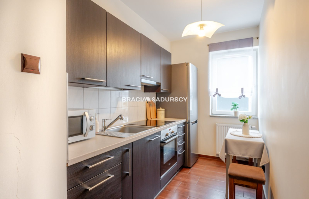 3 POKOJE / BALKON / TOP LOKALIZACJA / RYDLÓWKA