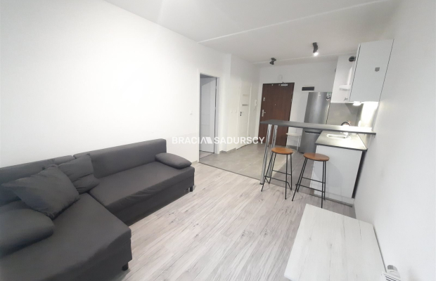 ATRAKCYJNE MIESZKANIE 2 POK DO WEJŚCIA