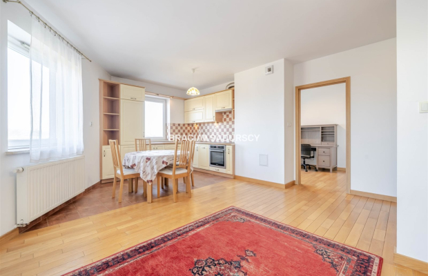 Ustawne 2 pokoje | 46 m² | ul. Okulickiego | 2012 