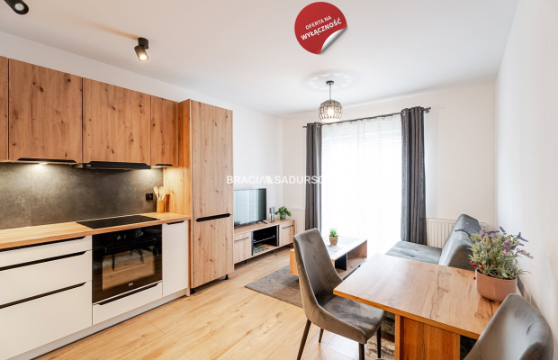 Nowoczesna w pełni wyposażona kawalerka.