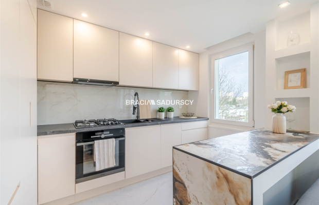 okolica Dobrego Pasterza, 3 pokojowe 52m2