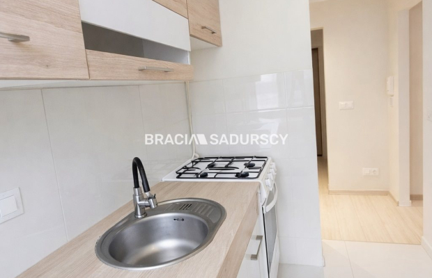 4 pokoje | Balkon | Po remoncie | Os. Piastów