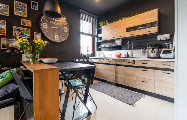 3 pok, 2 łazienki negocjacja ceny!