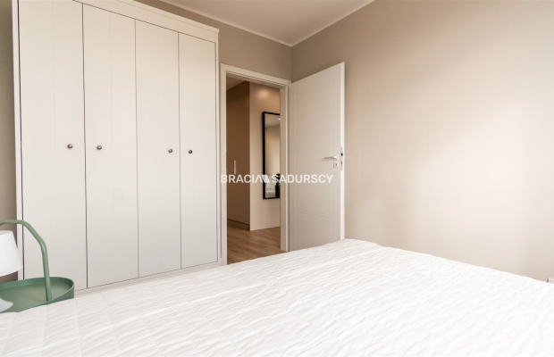 Wynajmę nowe 2-pok mieszkanie dla singla/ul.Reduta