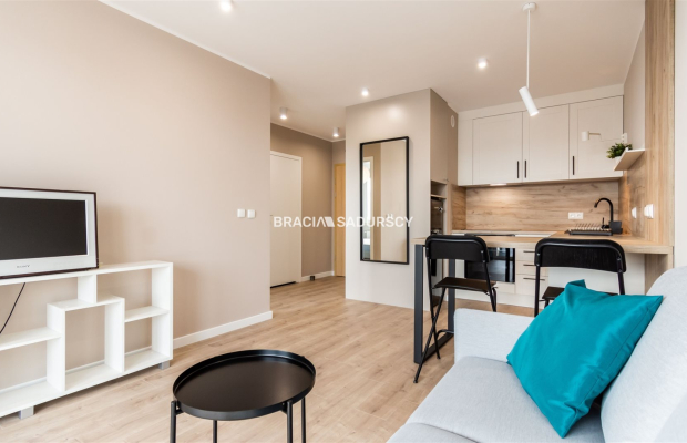 Wynajmę nowe 2-pok mieszkanie dla singla/ul.Reduta