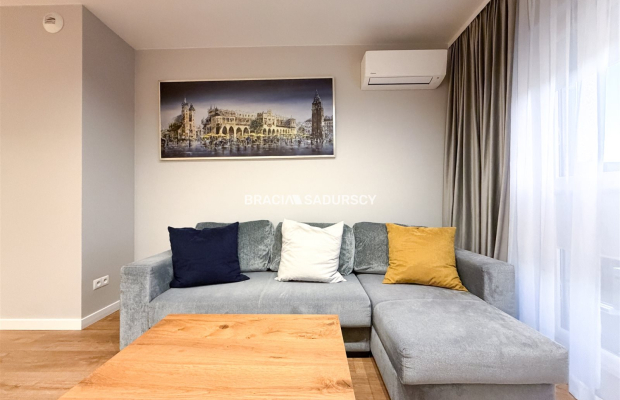 Apartament z klimatyzacją i 2 balkonami - od zaraz