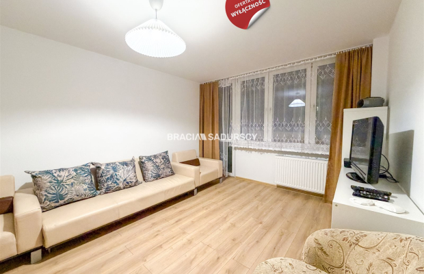 2pok na Białoruskiej, 4 piętro, winda, loggia