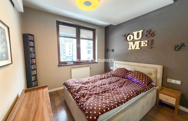 Komfortowe 2 pok z garażem i kom. lokatorską