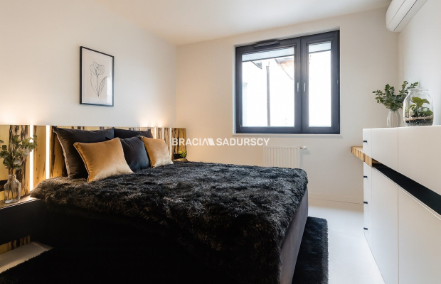 NOWOCZESNY APARTAMENT, 3-POK UL. MADALIŃSKIEGO