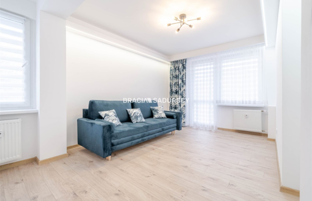 Świeżo wyremontowane 2 pokoje w centrum