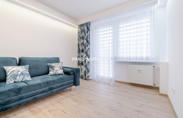 Świeżo wyremontowane 2 pokoje w centrum